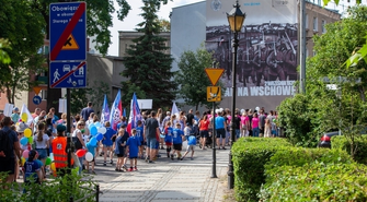 Uwaga konkurs! Burmistrz Antkowiak przygotował darmowe wejściówki na dmuchańce dla dzieci, które...