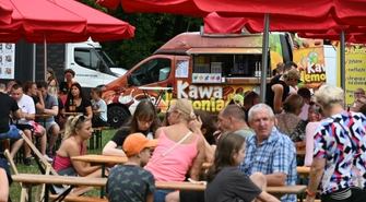 Pierwszy Dzień Sławskiego Festiwalu Smaków Świata przyciągnął tłumy (FOTO)