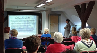 Studenci UTW chętnie uczestniczą w wykładach MZW