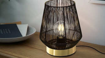 Designerskie lampy stołowe i podłogowe- poznaj najlepsze rozwiązania