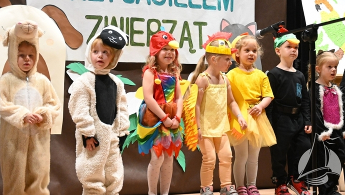 Przedszkolaki wystąpiły w Kinie Żeglarz. Spektakl „Jestem Przyjacielem Zwierząt”