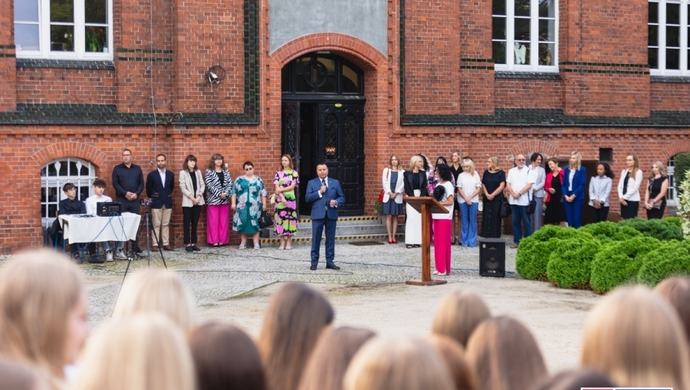 I LO we Wschowie rozpoczęło jubileuszowy rok szkolny [VIDEO]