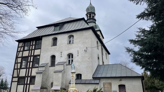 Dotacja przekazana. Czas na renowację kościoła w Starych Drzewcach