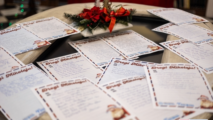 Seniorzy napisali listy do Mikołaja „Od wielu lat mnie nie odwiedzałeś, teraz jestem samotna i schorowana...”