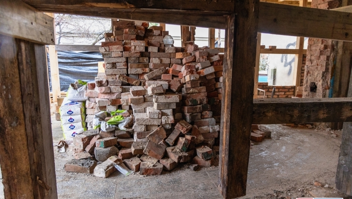 Wznowiono renowację zabytkowego „Białego Domku” przy ul. Głogowskiej