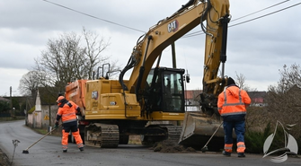 Remont w Lipinkach już trwa. Będzie nowa jezdnia i ścieżka rowerowa aż do Sławy