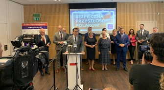 Politycy PiS grzmią: „Stop niszczeniu Polski”. W niedzielę odbędzie się spotkanie z Astem i Rafalską