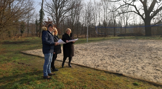 Na terenie szkoły w Starych Drzewcach powstanie nowe wielofunkcyjne boisko. Prace projektowe dobiegają końca