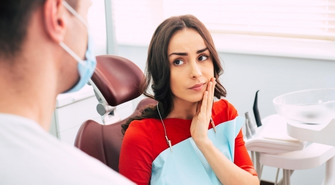 Jak powinna wyglądać pierwsza wizyta u nowego dentysty?