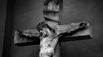 Ponad 40 kilometrów w ciemności i ciszy. Katolicka Wschowa zaprasza na Ekstremalną Drogę Krzyżową