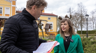 600 lat historii Dębowej Łęki. Dr Anna Naplocha w rozmowie z Krzysztofem Rękosiem