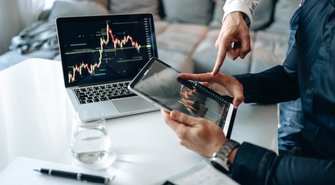 Czym prop trading różni się od tradycyjnego handlu na giełdzie