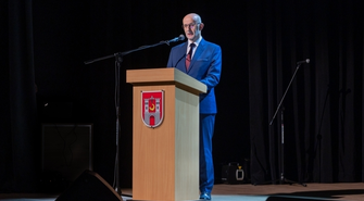 Oficjalnie: Cezary Sadrakuła zwycięża