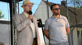 Jarmark Produktu Lokalnego otwarty! Na Starym Rynku w Sławie jest z czego wybierać (FOTO)