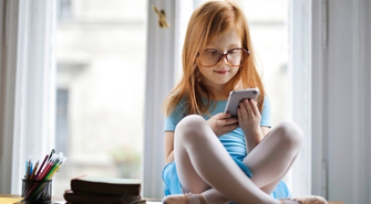 Jak kontrolować telefon dziecka? Proste sposoby!