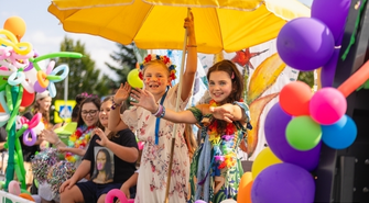 Dni Sławy 2024. Korowód, a wieczorem CLEO i fajerwerki nad jeziorem [FOTO]