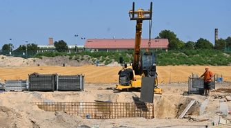 Jak idzie budowa nowego stadionu w Sławie? „Prace nie zwalniają tempa!”