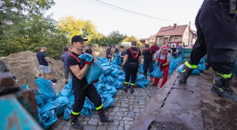 Szlichtyngowa przygotowuje się na wielką wodę. Każda para rąk jest na wagę złota [FOTO]