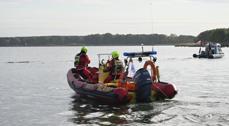 Zaginieni na jeziorze odnalezieni w lesie. Manewry „Kajak”