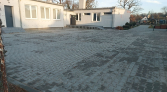 Nowa nawierzchnia i kanalizacja. Szkolny parking w Starych Drzewcach przebudowany