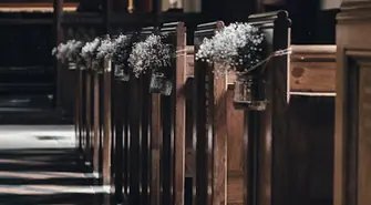 Kwiaty na chrzest – piękno i symbolika wyjątkowej okazji