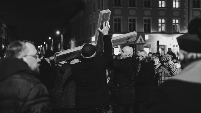 40 kilometrów nocą. W ciszy i samotności. Ekstremalna Droga Krzyżowa już 11 kwietnia