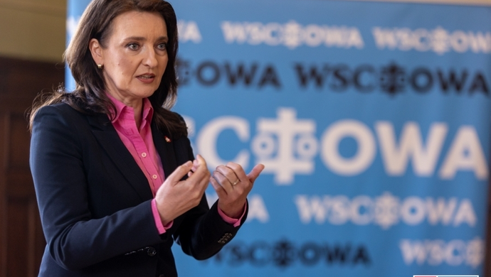 Starzejące się społeczeństwo w centrum uwagi. Minister Okła-Drewnowicz we Wschowie [WIDEO]