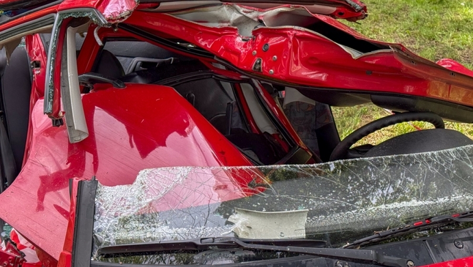 Jak strażacy wydobywają ludzi z rozbitych aut? OSP Wschowa w akcji [WIDEO]