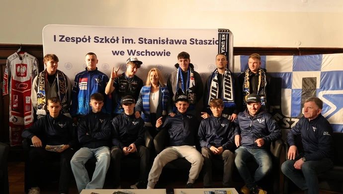 Żużlowcy Unii Leszno w Staszicu. Młodzi sportowcy spotkali się z uczniami