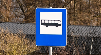 Przewozy autobusowe na 2025 rok. Nowa umowa Gminy Szlichtyngowa z Intertrans PKS