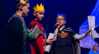 Jasełka SP 2 we Wschowie. Na scenie wystąpili uczniowie i nauczyciele [ZDJĘCIA]