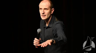 Rafał Rutkowski w Sławie. Publiczność pękała ze śmiechu!