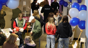 Drzwi Otwarte w „Staszicu”. Ósmoklasiści poznali ofertę szkoły [ZDJĘCIA]