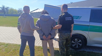 Bez papierów w powiecie wschowskim. Mundurowi zatrzymali Gruzina i Banglijczyka
