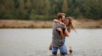 Trendy lifestyle’owe 2025: co zyskuje popularność wśród 25-35-latków?