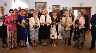 Pół wieku razem. Siedem par odebrało medale za długoletnie pożycie [ZDJĘCIA]