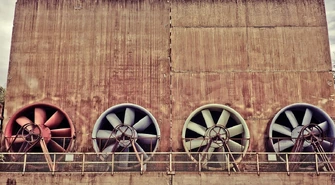 Urządzenia filtrowentylacyjne – dlaczego są niezbędne w zakładach przemysłowych?