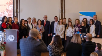 Starosta Wschowski wręczył nagrody pedagogom. „Nauczyciel to zawód elitarny”