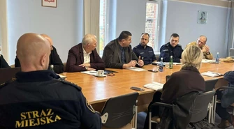 Powiatowy Zespół Zarządzania Kryzysowego: sześć wsi gminy Sława w obszarze zagrożonym rzekomym pomorem drobiu