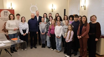 Profesor Traczewski we wschowskiej szkole muzycznej. Na warsztaty przyjechali uczniowie z całego regionu