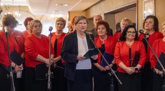 Spotkanie noworoczne wschowskiego UTW. Seniorzy świętowali w Szlichtyngowej