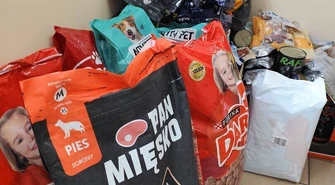 Społeczność ZSP w Sławie zebrała 180 kg karmy. Dary trafią do potrzebujących zwierząt