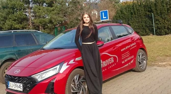 Prawo jazdy za darmo. 60 uczniów „Staszica” z kategorią B