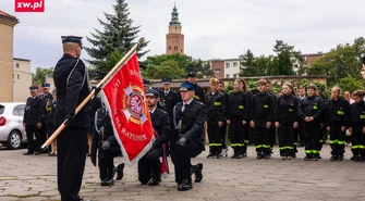 Nowy sztandar i złoty medal. OSP Wschowa świętowała 80 lat służby [ZDJĘCIA]